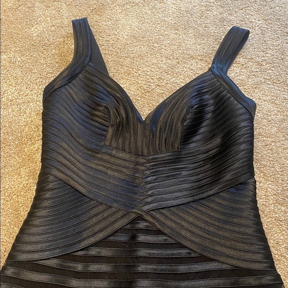 BCBGMAXAZRIA Satin/Mesh Sweetheart Neckline Evening Cocktail Gown/Prom/Wedding - Picture 4 of 15